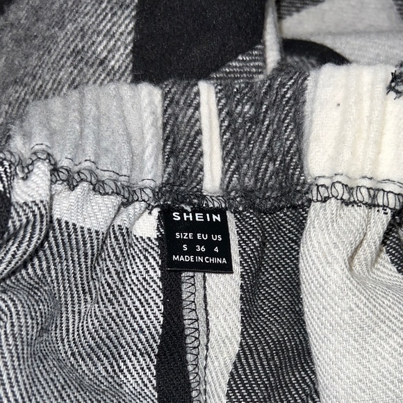 SHEIN Black and White Plaid Dress - Picture 3 of 4